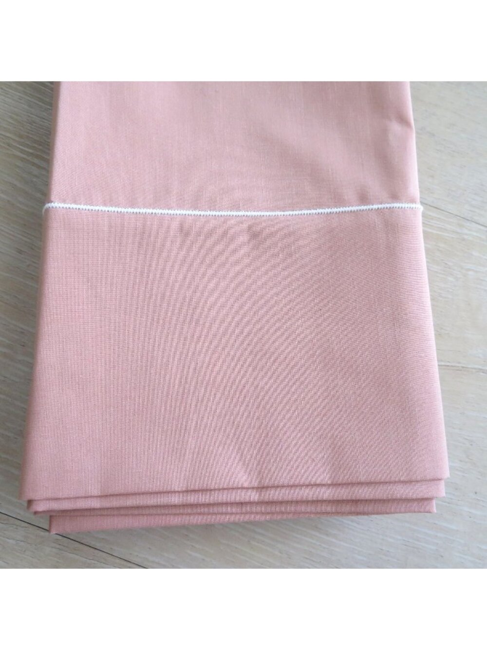 Vintage JC Penney Pair of 2 Standard Pillowcases Beige Percale Deadstock